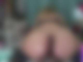 Live cam show with -R-A-R-E- - Mature on Soda Cam