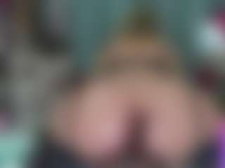 Live cam show with -R-A-R-E- - Underwear on milfzrlive.com
