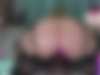 Live cam show with -R-A-R-E- - Panty on sexytreat.net
