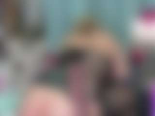 -R-A-R-E-'s Live Sex Cam Show