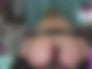 Live cam show with -R-A-R-E- - Mature on SmokeAndPoke