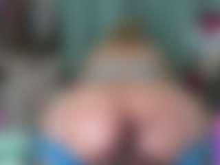 -R-A-R-E-'s Live Sex Cam Show
