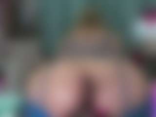 Live cam show with -R-A-R-E- - Underwear on thefappeningchat.com