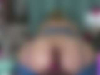 Live cam show with -R-A-R-E- - Butt Plug on Dolls Live