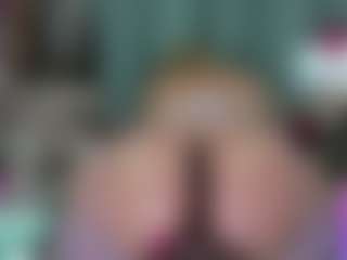 Live cam show with -R-A-R-E- - Oil on Strip Flash - Live Sex Shows