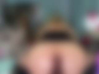 Live cam show with -R-A-R-E- - Cowgirl on Gym Cam Girls