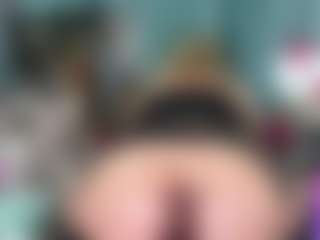 Live cam show with -R-A-R-E- - Fatpussy on Dolls Live