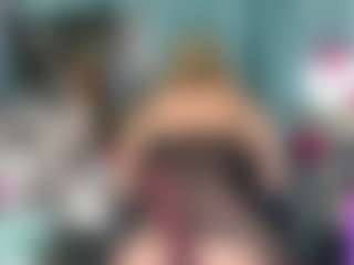 Live cam show with -R-A-R-E- - Average on Streamer API