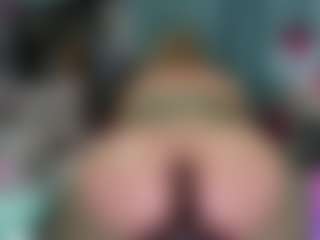 Live cam show with -R-A-R-E- - Middle Aged on Fling VIP Chat