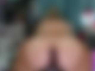 -R-A-R-E-'s Live Sex Cam Show