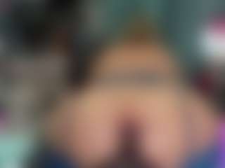 Live cam show with -R-A-R-E- - Average on sexylive.show