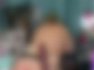 -R-A-R-E-'s Live Sex Cam Show