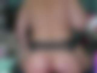 Live cam show with -R-A-R-E- - Fatpussy on Cam Slut
