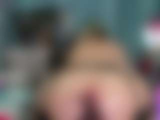 -R-A-R-E-'s Live Sex Cam Show