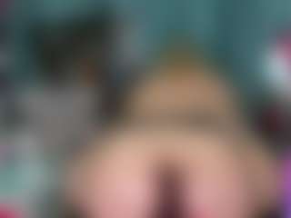 -R-A-R-E-'s Live Sex Cam Show