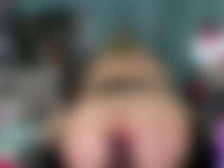 -R-A-R-E-'s Live Sex Cam Show