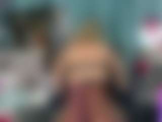 -R-A-R-E- MILF webcam performer live streaming