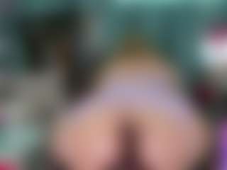 Live cam show with -R-A-R-E- - BBW on Camsoda