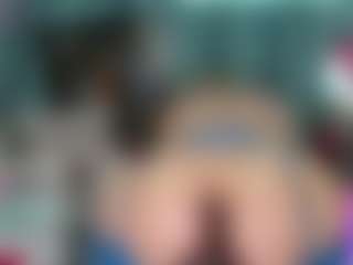 Live cam show with -R-A-R-E- - Underwear on chickslive.net