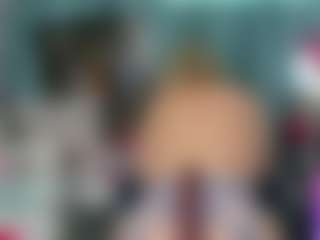-R-A-R-E-'s Live Sex Cam Show