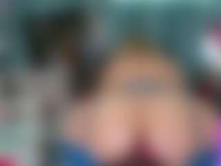 Live cam show with -R-A-R-E- - Big Ass MILF on Fling VIP Chat