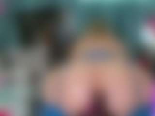 -R-A-R-E-'s Live Sex Cam Show