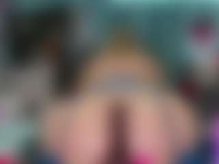 Live cam show with -R-A-R-E- - Shake on MyBangCams