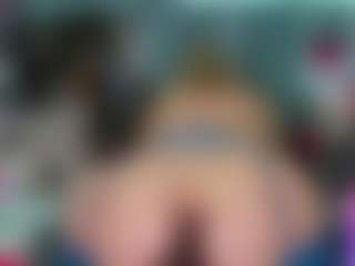 -R-A-R-E-'s Live Sex Cam Show