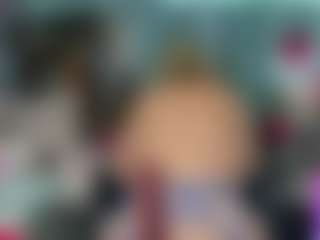 -R-A-R-E-'s Live Sex Cam Show