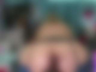 -R-A-R-E-'s Live Sex Cam Show