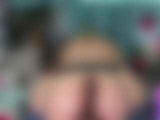 -R-A-R-E-'s Live Sex Cam Show