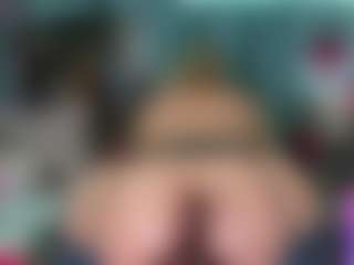 -R-A-R-E-'s Live Sex Cam Show