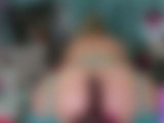 -R-A-R-E-'s Live Sex Cam Show