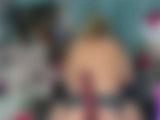 -R-A-R-E-'s Live Sex Cam Show