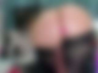 -R-A-R-E-'s Live Sex Cam Show