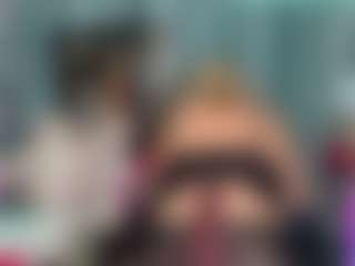 -R-A-R-E-'s Live Sex Cam Show
