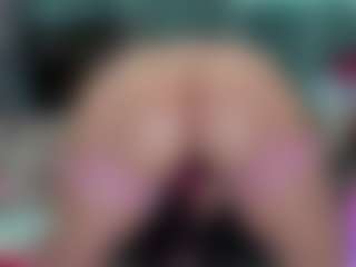 Live cam show with -R-A-R-E- - Blonde Hair Middle Aged on Camsoda