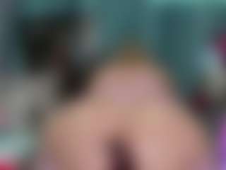 -R-A-R-E-'s Live Sex Cam Show