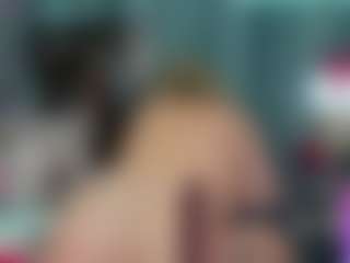 Live cam show with -R-A-R-E- - Average on Fling VIP Chat