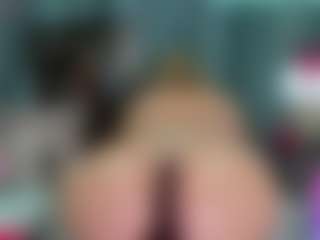 Live cam show with -R-A-R-E- - Average on livesuperchat.net