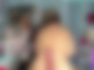 -R-A-R-E-'s Live Sex Cam Show