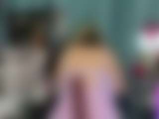 -R-A-R-E-'s Live Sex Cam Show