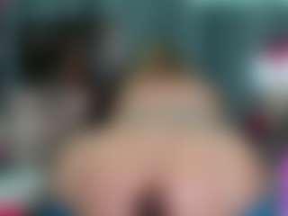 Show live cam dengan -R-A-R-E- - Public Mature di Camsoda