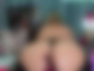Live cam show with -R-A-R-E- - Shake on SinfulBabes
