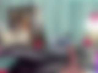-R-A-R-E-'s Live Sex Cam Show
