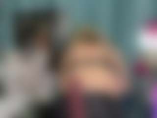 -R-A-R-E-'s Live Sex Cam Show
