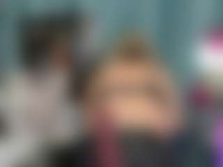 -R-A-R-E-'s Live Sex Cam Show