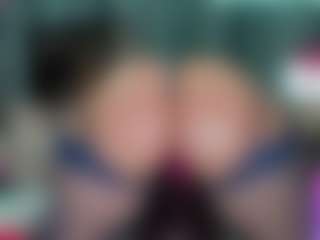 Live cam show with -R-A-R-E- - Shake on Cam Slut