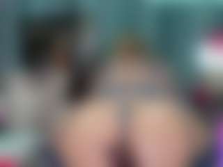 -R-A-R-E-'s Live Sex Cam Show