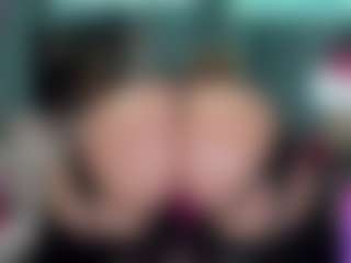 -R-A-R-E-'s Live Sex Cam Show
